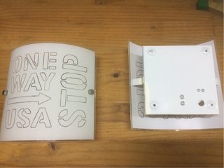 Apliques de pared One Way USA.
