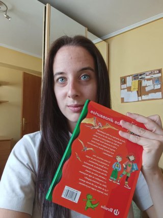 Kika Superbruja y los dinosaurios