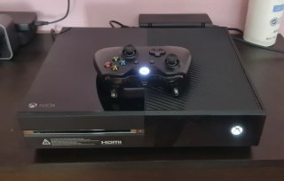 Xbox One 500GB con Mando y 3 Juegos