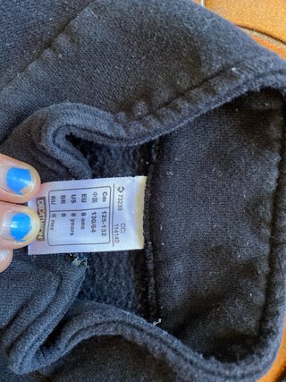 Lote 12 sudaderas y jerseys T.6-9 años