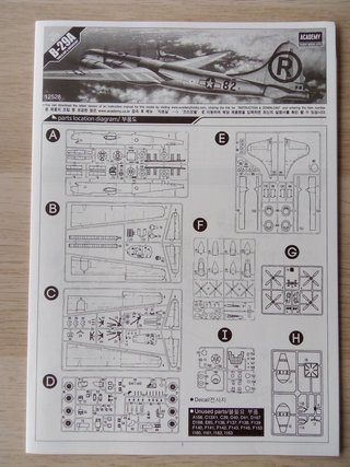 B-29A ENOLA GAY MAQUETA ACADEMY 1/72