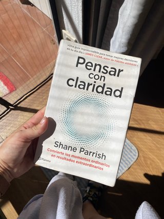 Libro PENSAR CON CLARIDAD