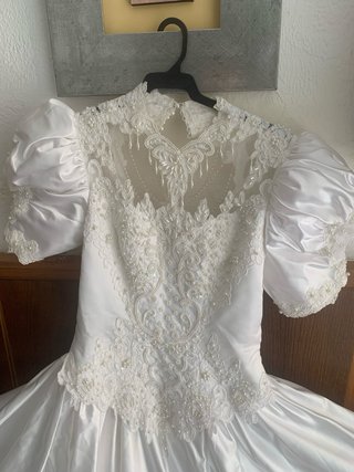 Vestido de Novia Raso Encaje Perlas