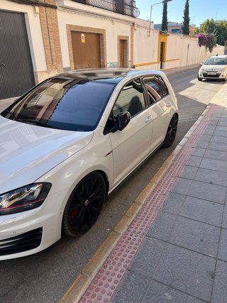 Volkswagen Golf 2014