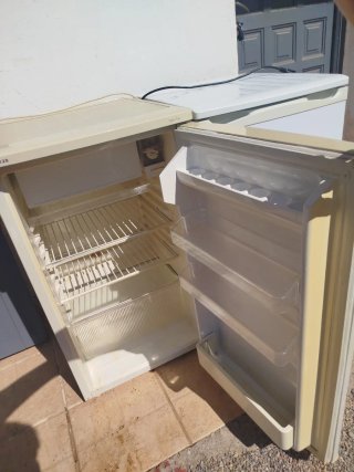 2 Neveras Pequeñas Eurotech y Teka