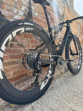 Mondraker Arid Carbon RR 2026