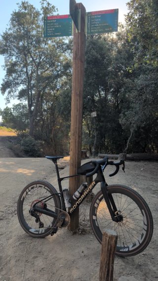 Mondraker Arid Carbon RR 2026