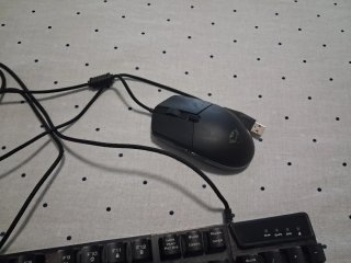 Teclado y ratón de ordenador