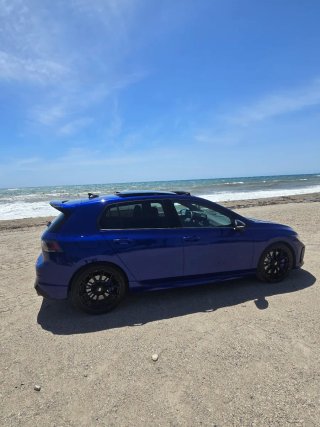 Volkswagen Golf 2025