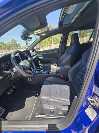Volkswagen Golf 2025