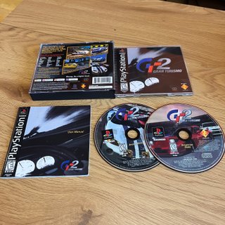 Gran Turismo 2 / PlayStation