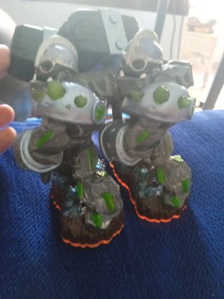 Skylanders Giants Crusher Wii Xbox PlayStation