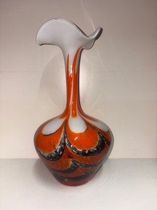 Vaso in vetro opalino