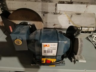 Esmeriladora de Banco 200mm 250W