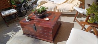 Mesa de Centro de Madera Tipo Baúl