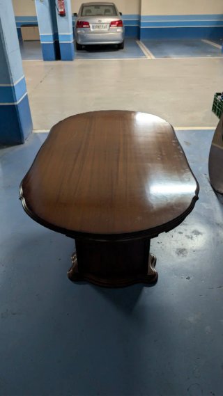 Mesa de comedor grande estilo vintage