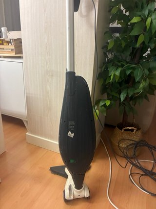 Aspiradora Vorwerk Kobold VK150 con Accesorios