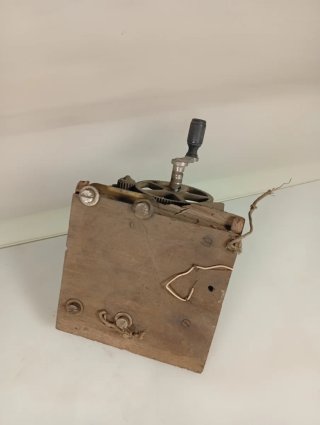 Magneto antiguo para telefono