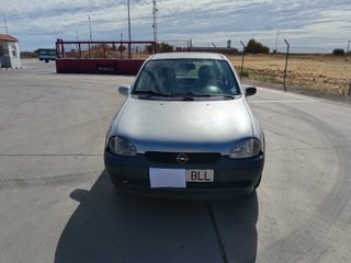 OPEL CORSA 2000