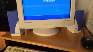PC Pentium 4 con Windows XP Sound Blaster