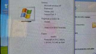 PC Pentium 4 con Windows XP Sound Blaster