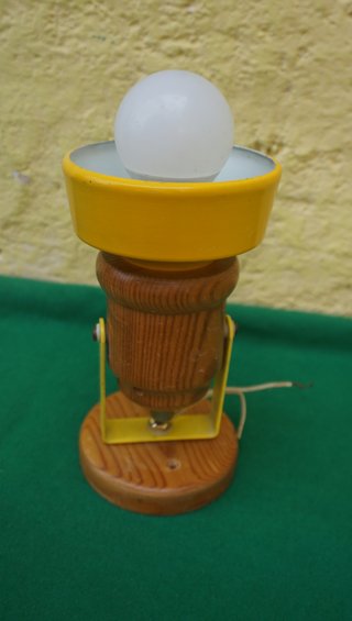 Lamparas variadas madera ver fotos leer 2-3€