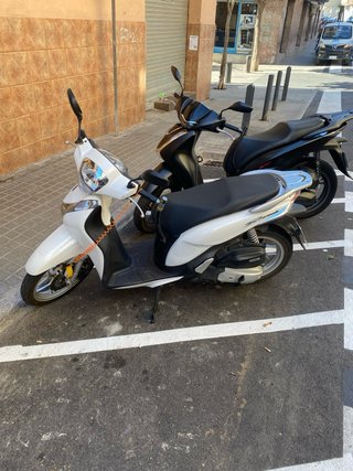 Honda SH 125i Scooter Blanca