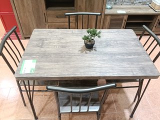 Mesa de Comedor y 4 Sillas Efecto Madera