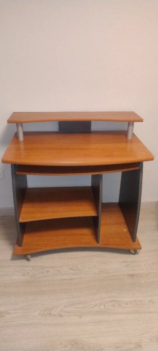 Escritorio Juvenil de Madera
