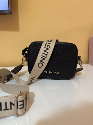 Borsetta Valentino nera con tracolla logo