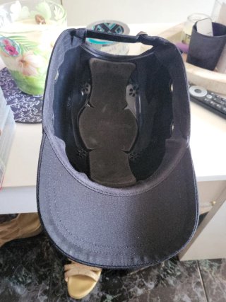 Gorra de protección negra