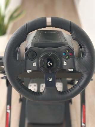Volante Logitech G920 + Pedales + Soporte GT Omega