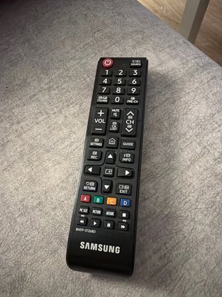 Televisor Samsung 50 UHD HDR Smart TV.