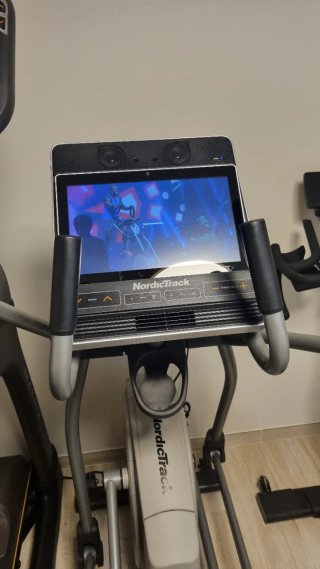 Bicicleta Elíptica NordicTrack Commercial 14.9