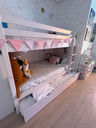 Litera infantil 0-14 años, en perfecto estado.