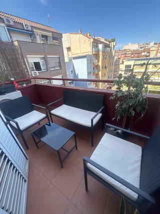 Set de Muebles de Exterior: Mesa y 3 Sillas