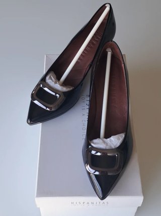 Zapatos de tacón charol Hispanitas negros