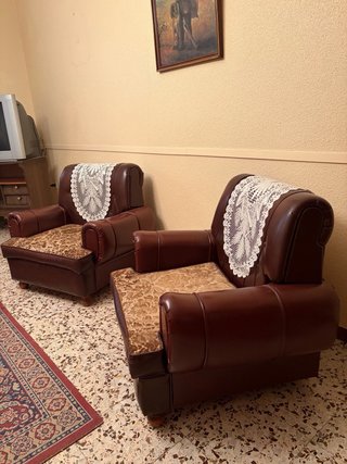 2 Sillones de Cuero Marrón