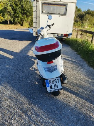 Scooter Daelim besbi 125 cc