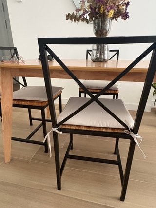 4 Sillas forja y mimbre beige y negro