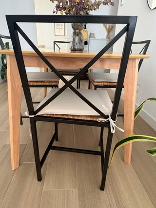 4 Sillas forja y mimbre beige y negro