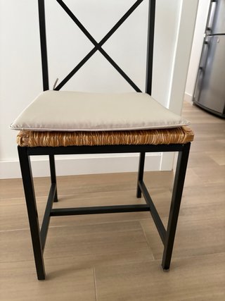 4 Sillas forja y mimbre beige y negro