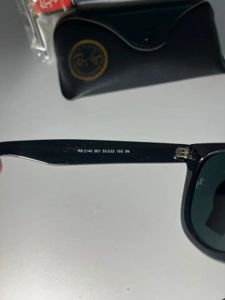 Gafas de sol negras