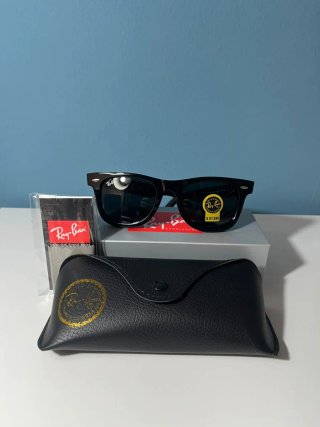 Gafas de sol negras