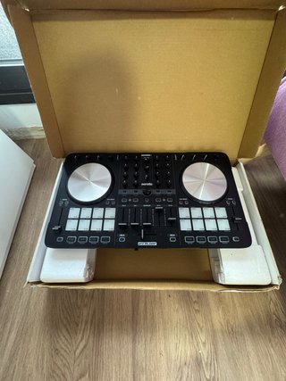 Controladora DJ Reloop Beatmix 4