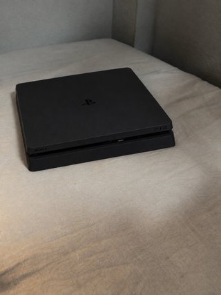 Consola Sony PS4 Slim 1TB Negra