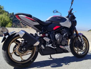 Triumph Trident 800