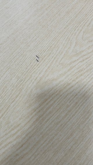Mesa Arrital y 4 sillas madera asiento de paja