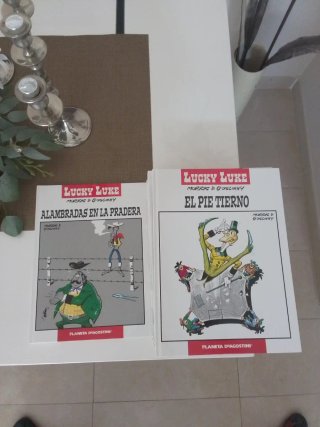 Lote 14 cómics Lucky Luke