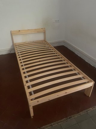 Cama IKEA de Madera 90 × 200 cm con somier